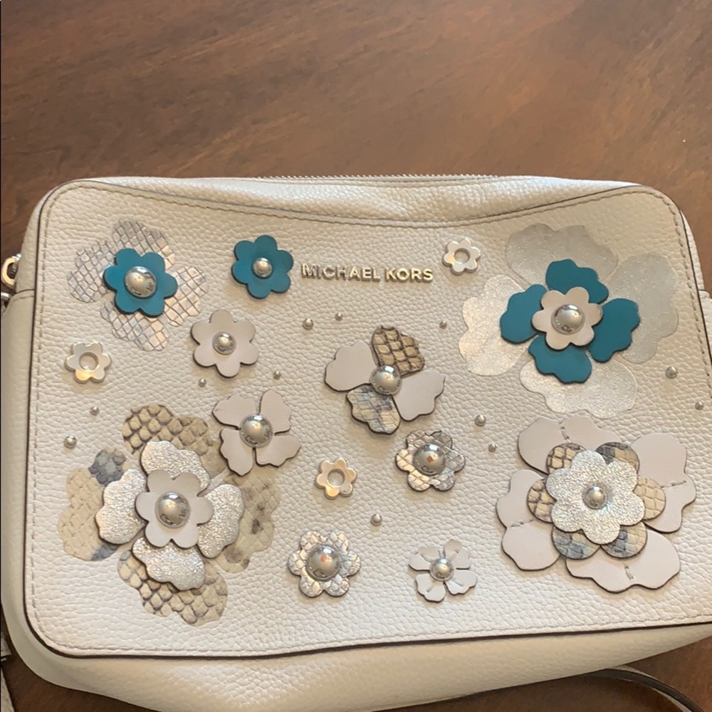 Michael Kors Crossbody Bag